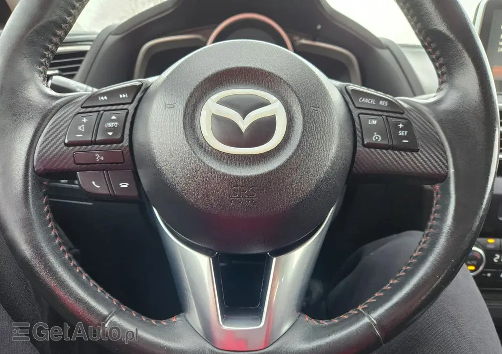 MAZDA 3 SKYACTIV-G 120 Exclusive-Line