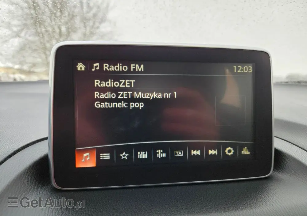 MAZDA 3 SKYACTIV-G 120 Exclusive-Line