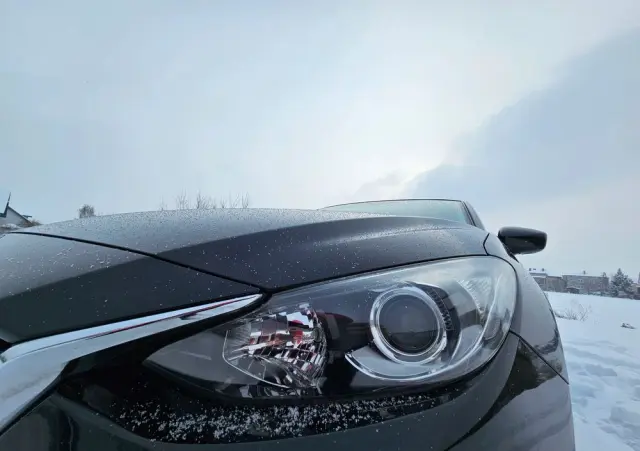 MAZDA 3 SKYACTIV-G 120 Exclusive-Line