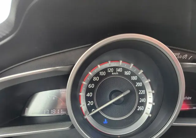 MAZDA 3 SKYACTIV-G 120 Exclusive-Line