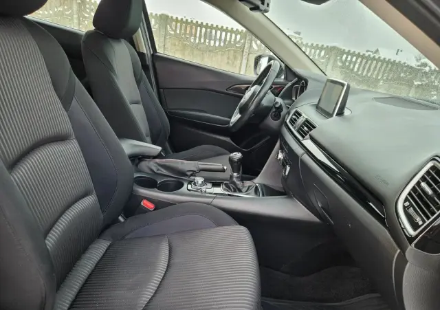 MAZDA 3 SKYACTIV-G 120 Exclusive-Line