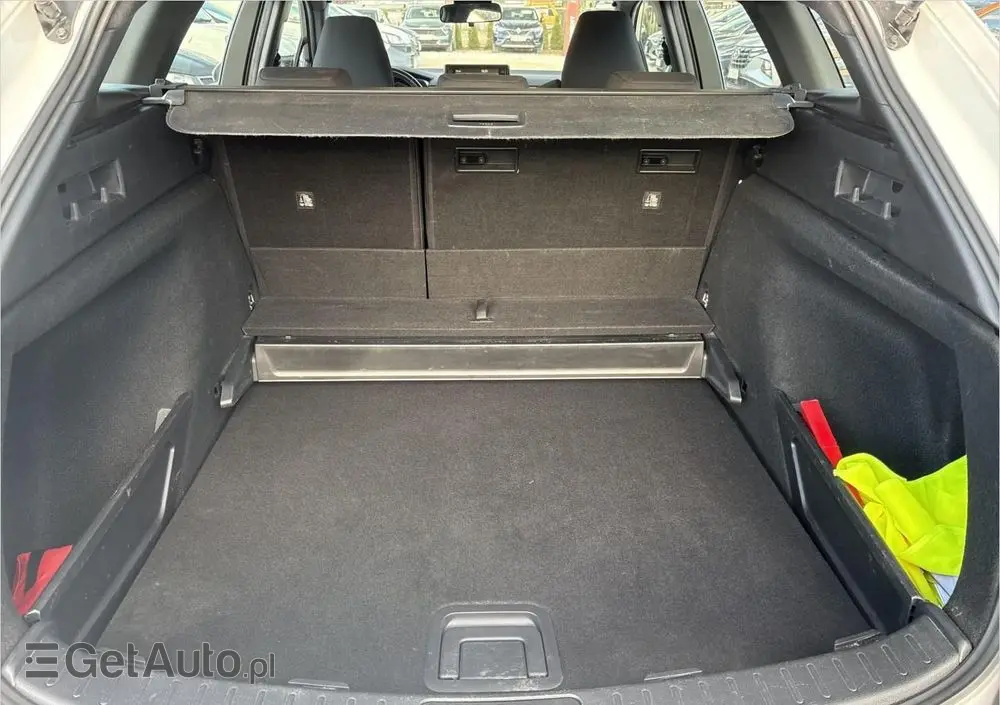 TOYOTA Corolla 1.8 Hybrid Active