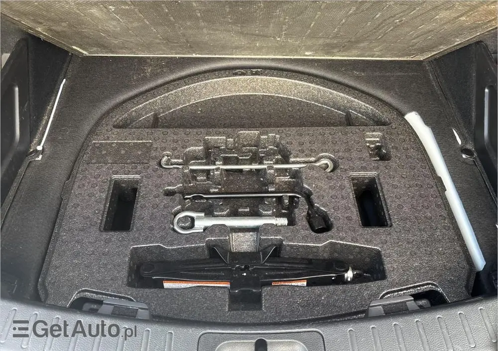 TOYOTA Corolla 1.8 Hybrid Active