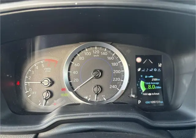 TOYOTA Corolla 1.8 Hybrid Active