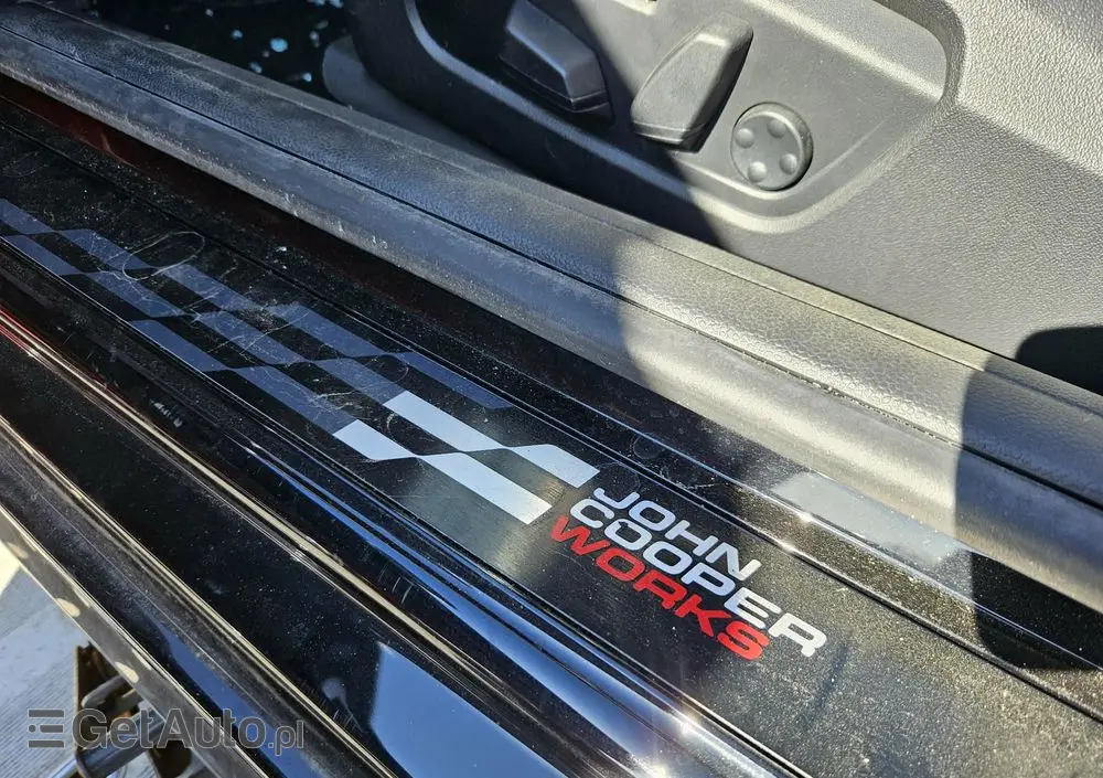 MINI Cooper S John Works Trim