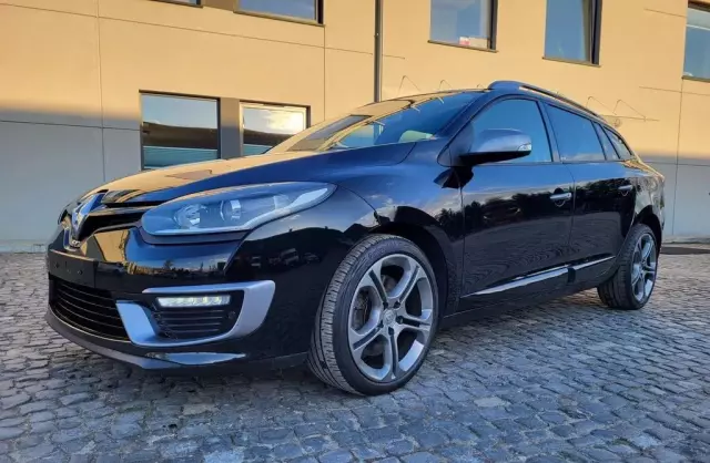 RENAULT Megane 