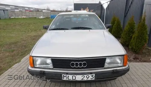 AUDI 100 