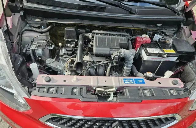 MITSUBISHI Space Star 