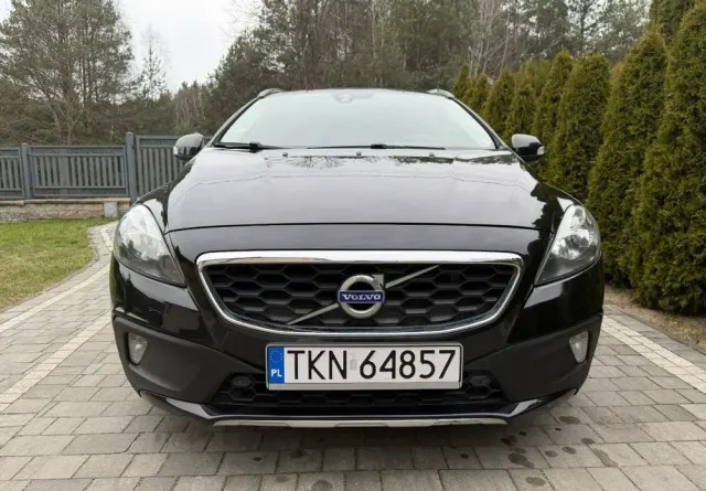 VOLVO V40 Cross Country 