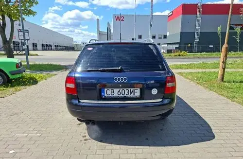 AUDI A6 