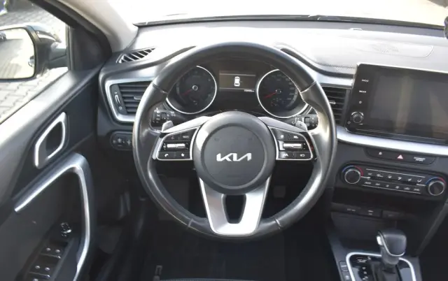 KIA Ceed 1.5 T-GDI M DCT