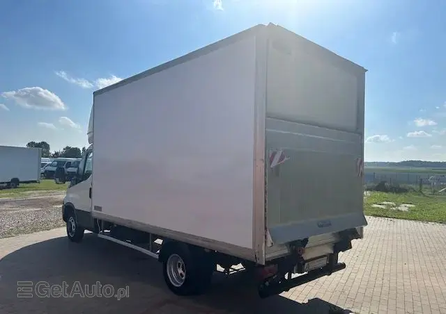 IVECO 35C14 kontener+winda 