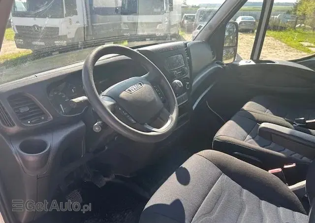 IVECO 35C14 kontener+winda 