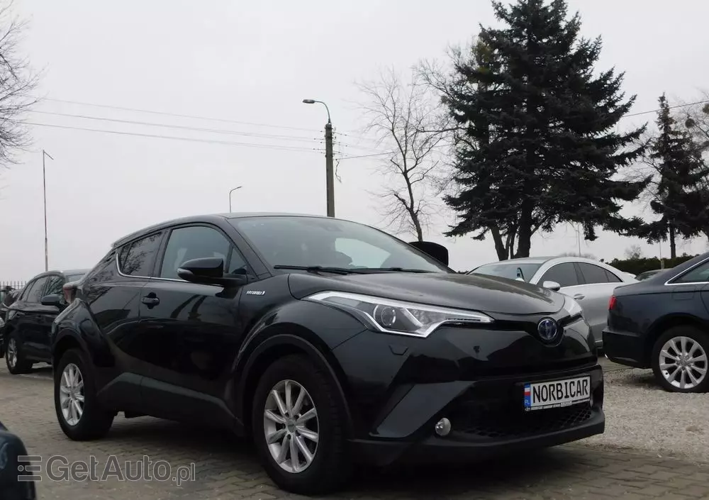 TOYOTA C-HR 1.8 Hybrid Dynamic