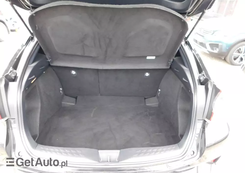 TOYOTA C-HR 1.8 Hybrid Dynamic