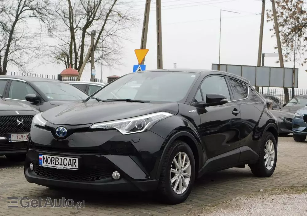 TOYOTA C-HR 1.8 Hybrid Dynamic