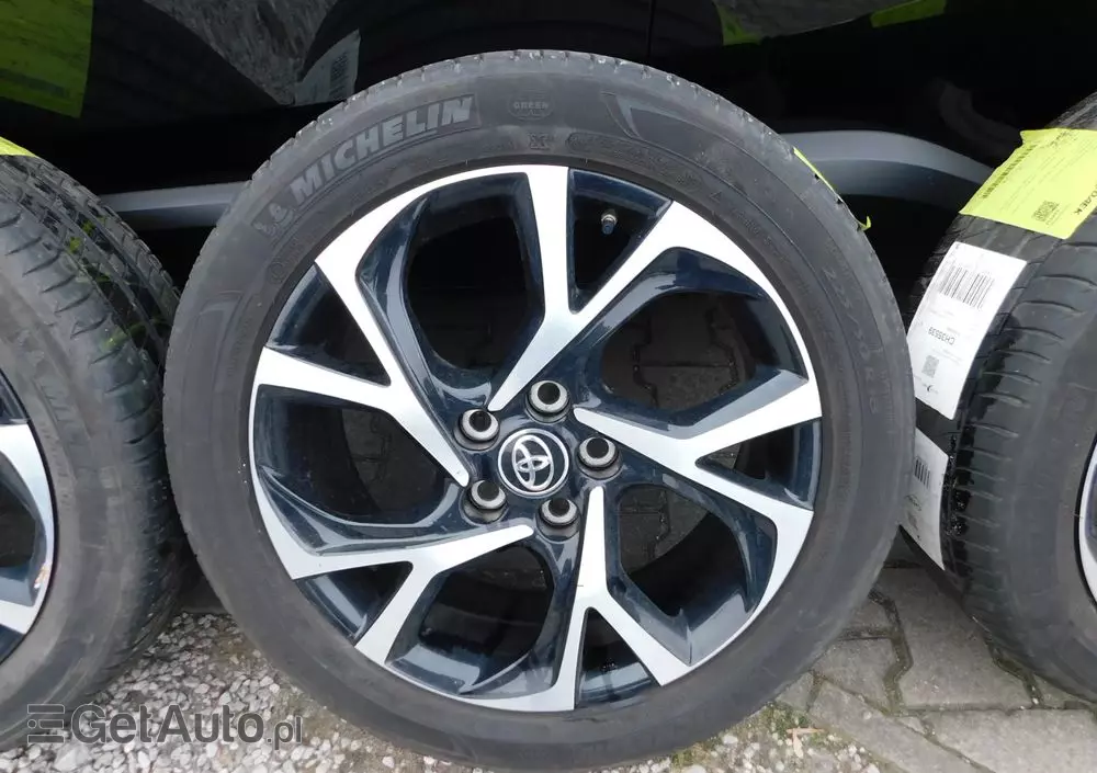 TOYOTA C-HR 1.8 Hybrid Dynamic