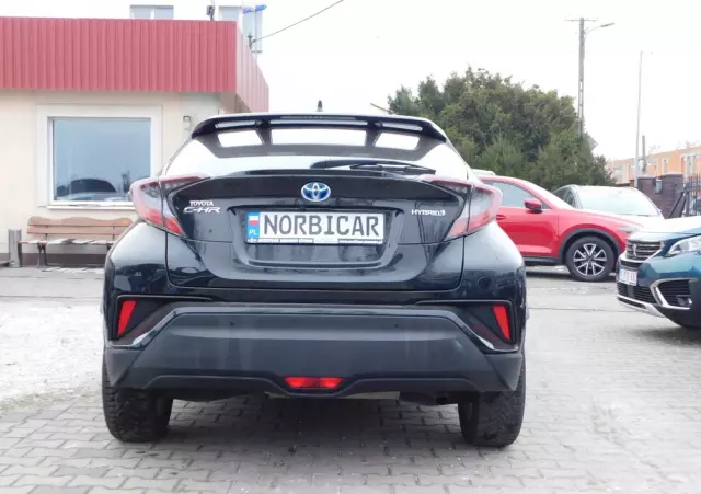 TOYOTA C-HR 1.8 Hybrid Dynamic