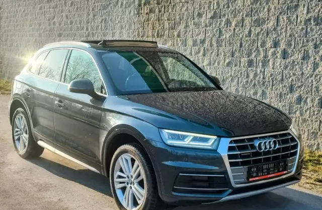 AUDI Q5 