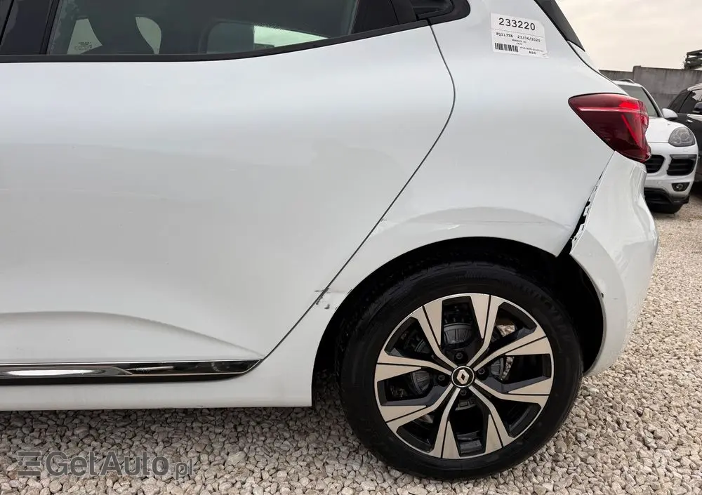 RENAULT Clio 