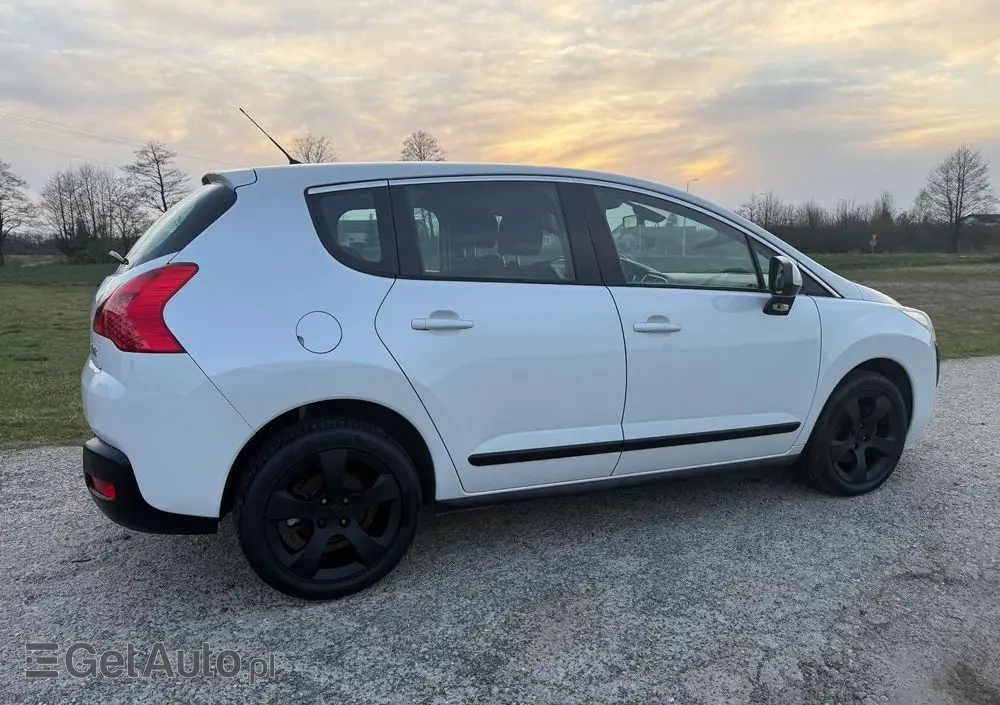 PEUGEOT 3008 HDi FAP 150 Allure