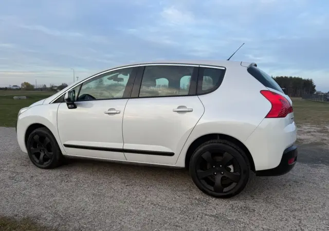 PEUGEOT 3008 HDi FAP 150 Allure