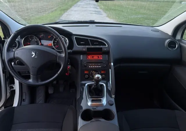 PEUGEOT 3008 HDi FAP 150 Allure