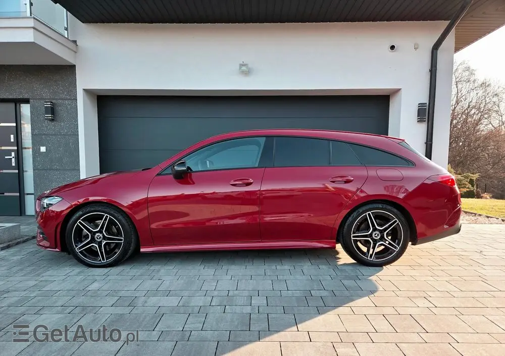 MERCEDES-BENZ CLA 220 d 4-Matic AMG Line 8G-DCT