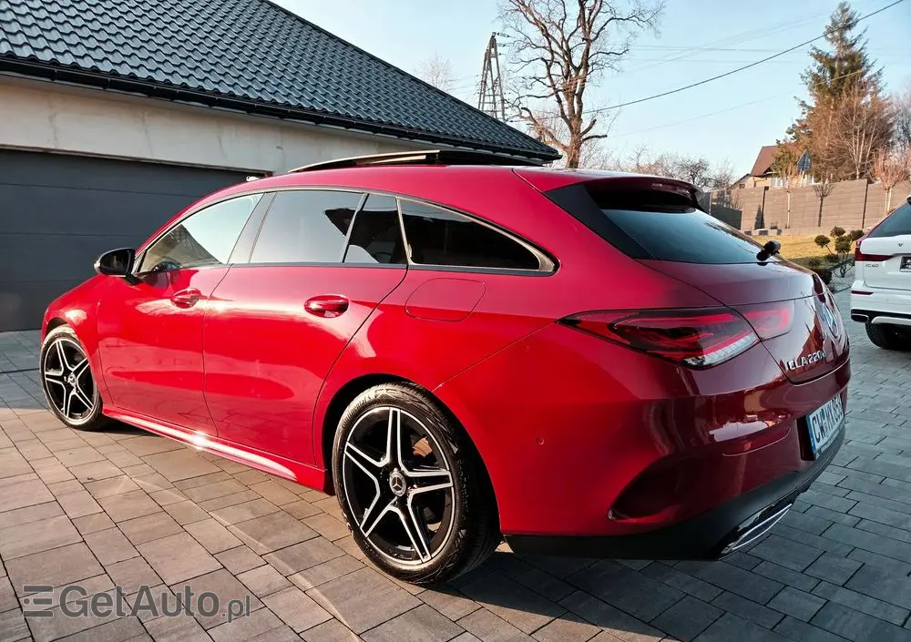 MERCEDES-BENZ CLA 220 d 4-Matic AMG Line 8G-DCT