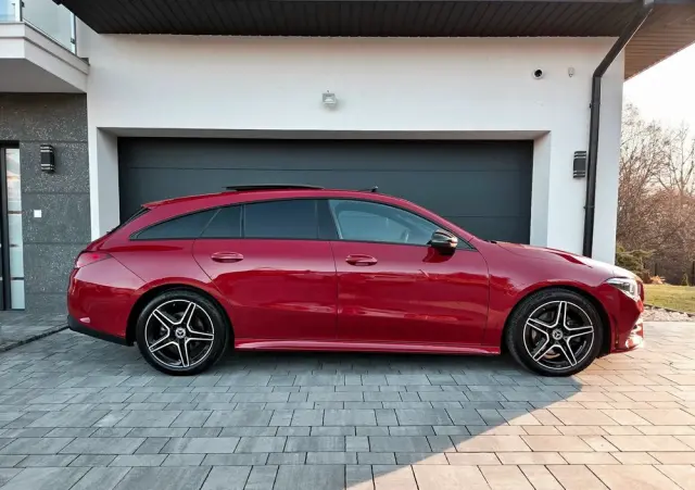 MERCEDES-BENZ CLA 220 d 4-Matic AMG Line 8G-DCT