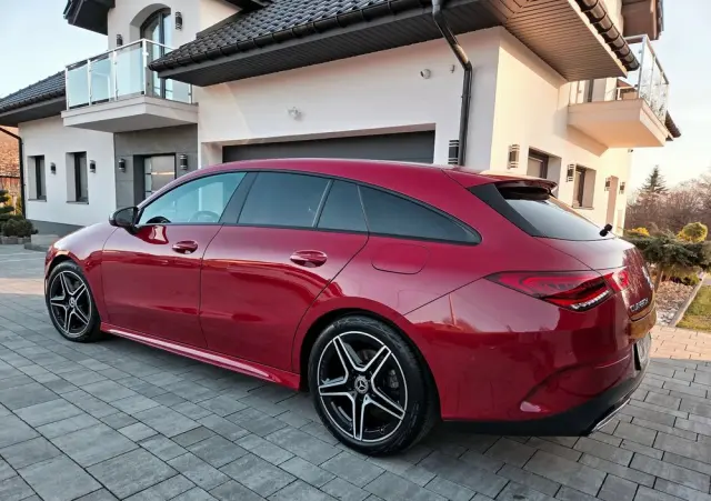 MERCEDES-BENZ CLA 220 d 4-Matic AMG Line 8G-DCT