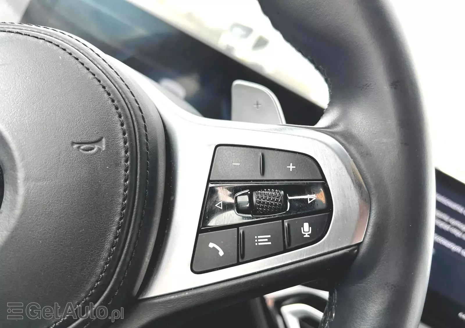 BMW Seria 3  320d xDrive M Sport sport