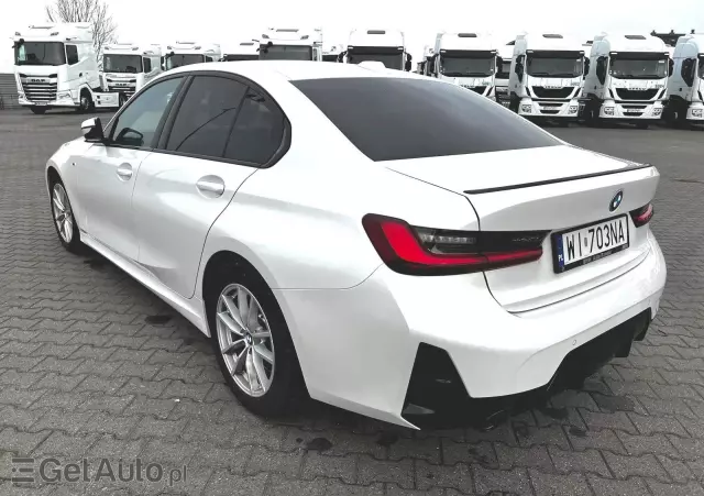BMW Seria 3  320d xDrive M Sport sport