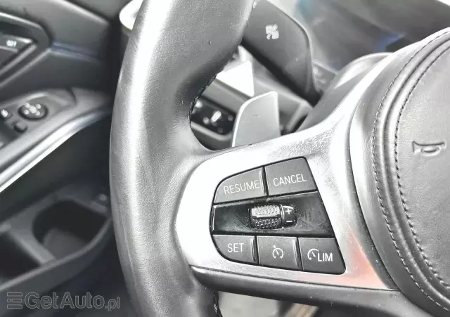 BMW Seria 3  320d xDrive M Sport sport