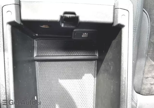 BMW Seria 3  320d xDrive M Sport sport