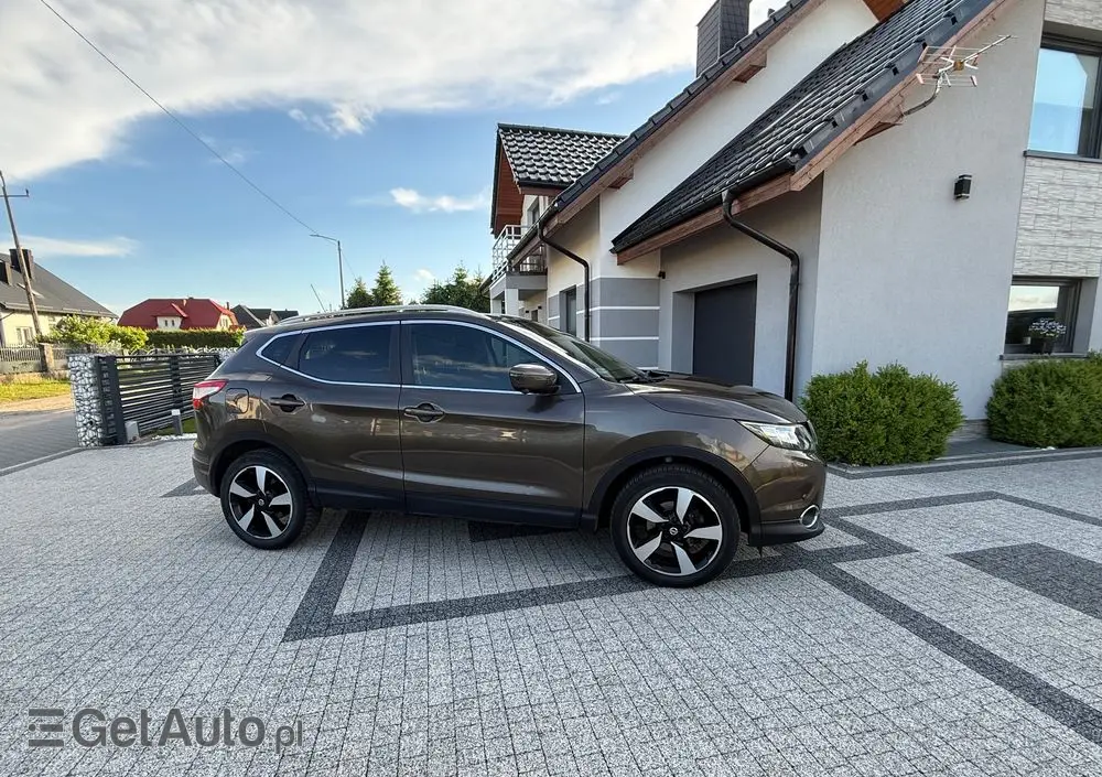 NISSAN Qashqai 1.2 DIG-T N-Vision EU6
