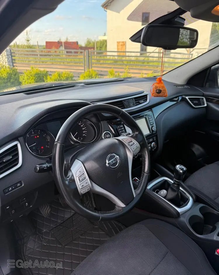 NISSAN Qashqai 1.2 DIG-T N-Vision EU6