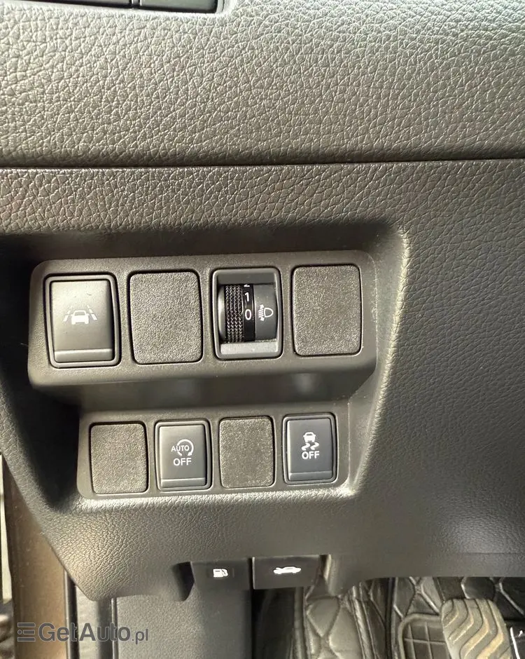 NISSAN Qashqai 1.2 DIG-T N-Vision EU6