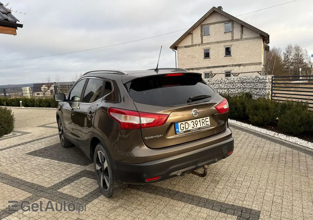 NISSAN Qashqai 1.2 DIG-T N-Vision EU6