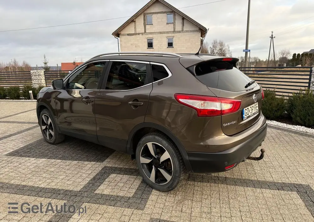 NISSAN Qashqai 1.2 DIG-T N-Vision EU6