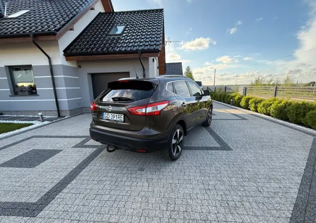 NISSAN Qashqai 1.2 DIG-T N-Vision EU6