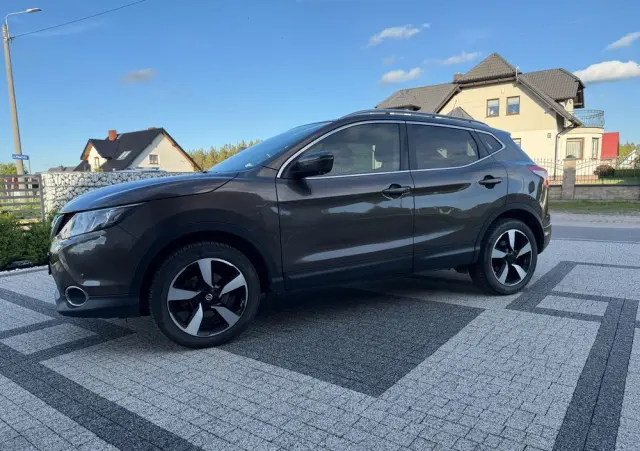 NISSAN Qashqai 1.2 DIG-T N-Vision EU6