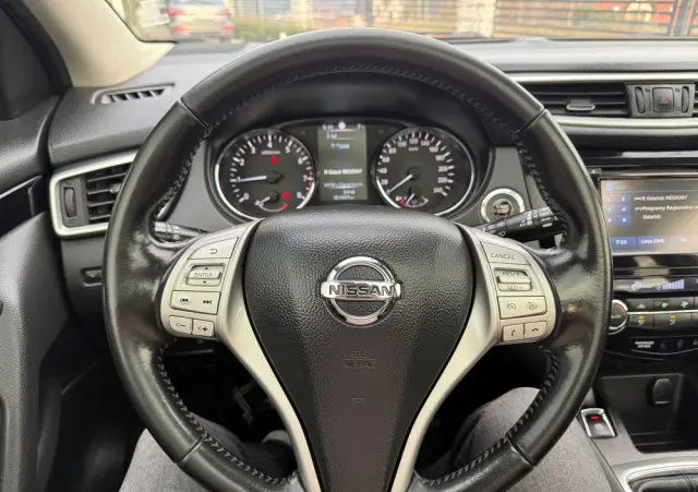 NISSAN Qashqai 1.2 DIG-T N-Vision EU6