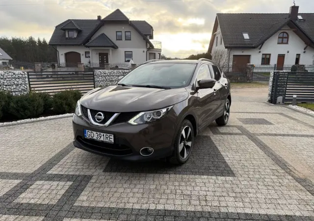 NISSAN Qashqai 1.2 DIG-T N-Vision EU6