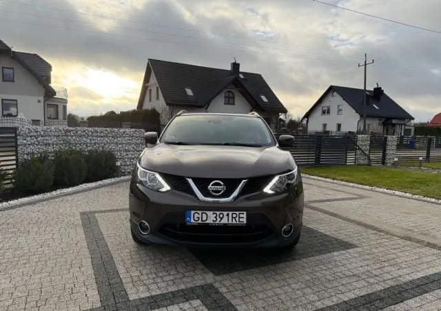 NISSAN Qashqai 1.2 DIG-T N-Vision EU6