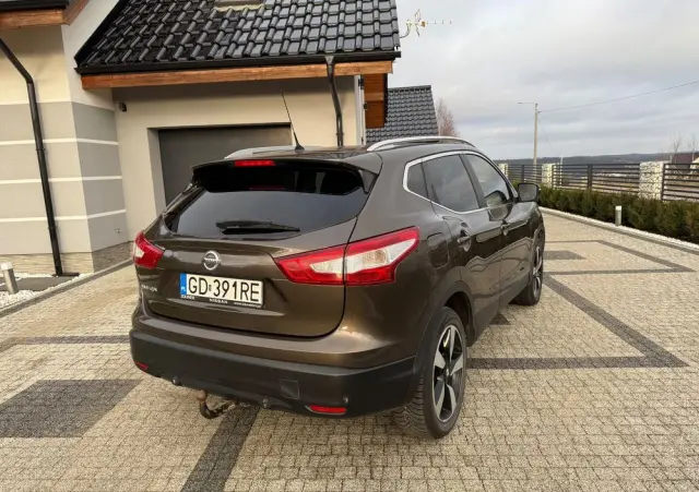 NISSAN Qashqai 1.2 DIG-T N-Vision EU6
