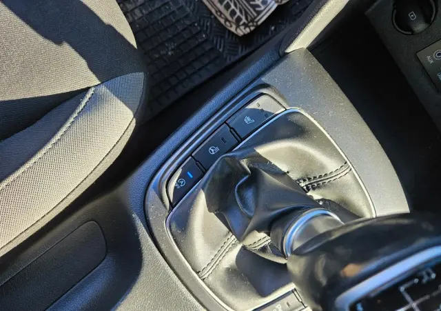 HYUNDAI Kona 1.0 T-GDI YES!+