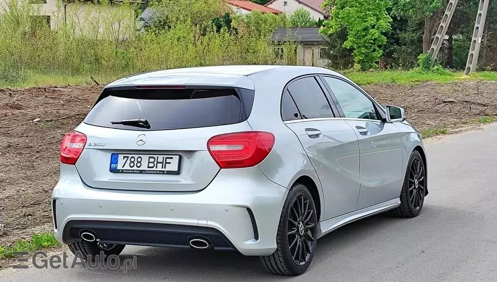 MERCEDES-BENZ Klasa A A 250 (211 KM) Sport DCT