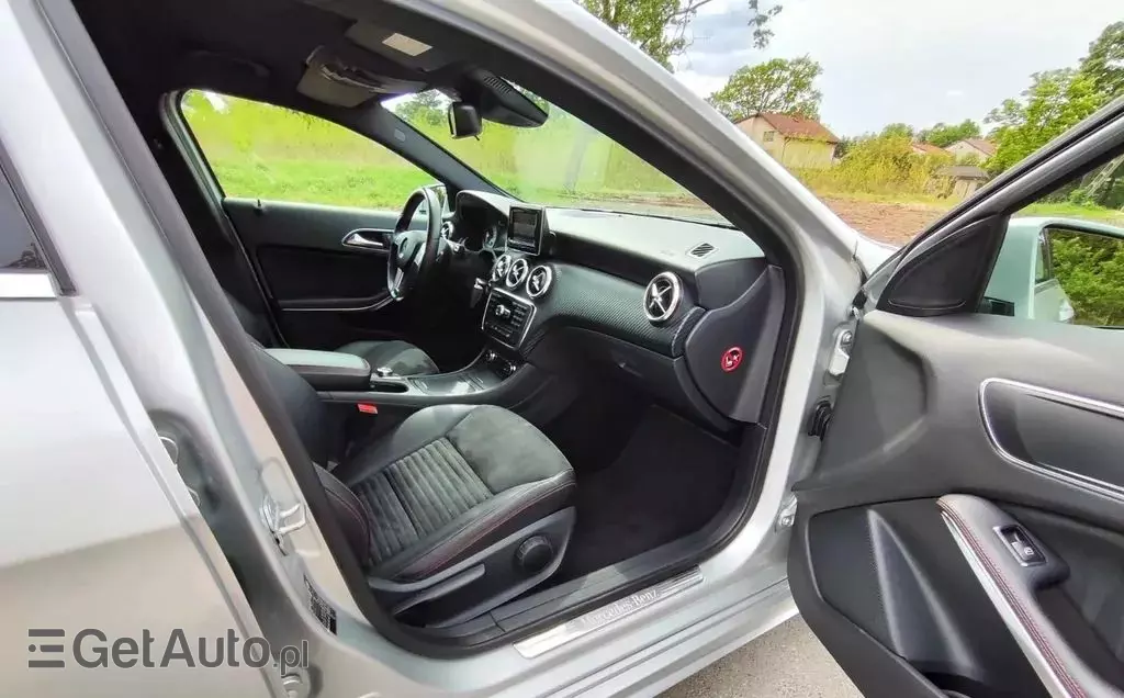 MERCEDES-BENZ Klasa A A 250 (211 KM) Sport DCT