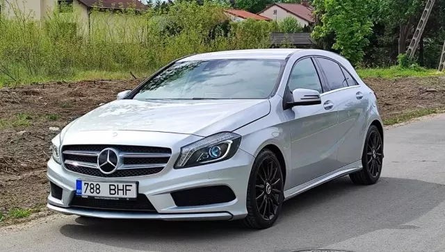 MERCEDES-BENZ Klasa A A 250 (211 KM) Sport DCT